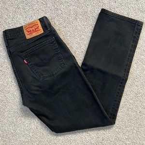 Great condition- Levi's 514 Men's Size 33x32 Black Denim Straight Fit Jeans